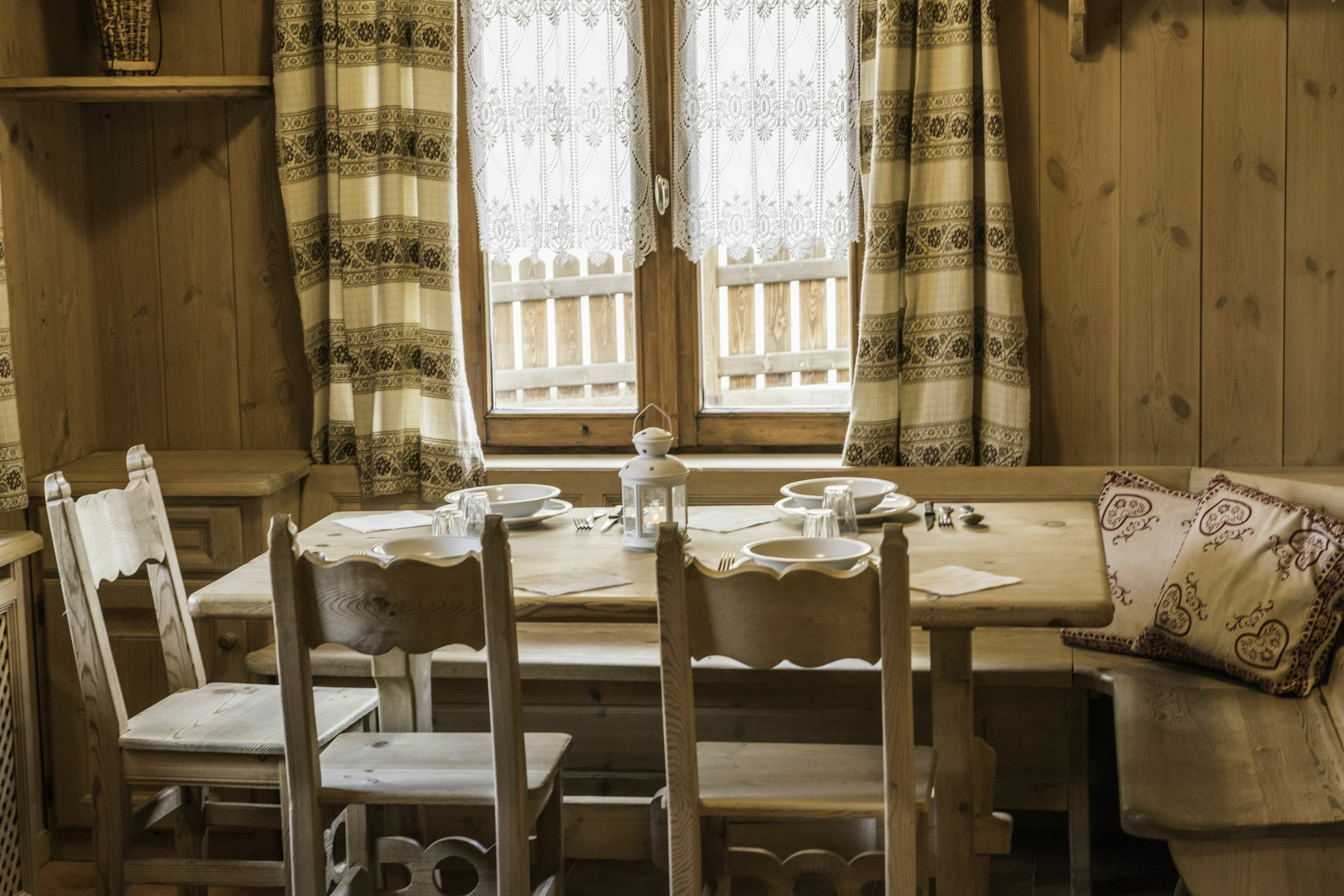Cusini Saroch Apartment